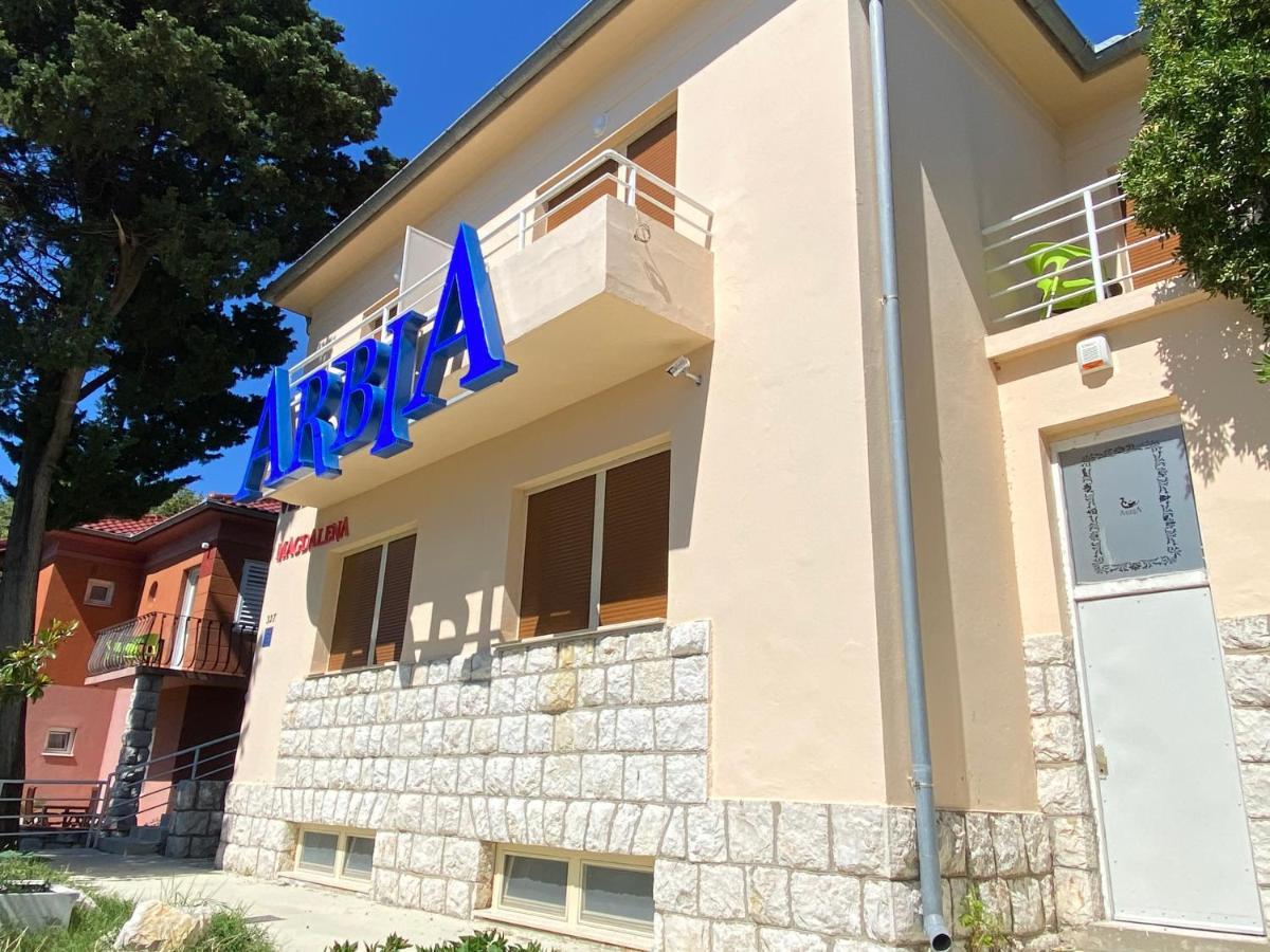 Villas Arbia - Magdalena By The Beach Banjol Exterior photo
